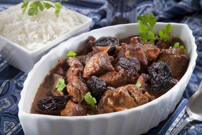 طاجن اللحمة بالقراصيا طبق مختلف