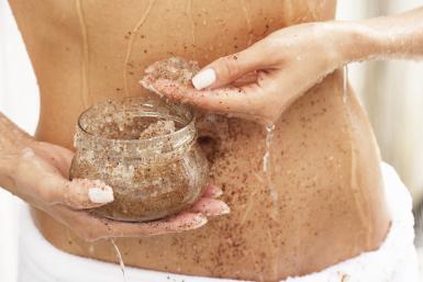 اعملى body scrub لجسمك