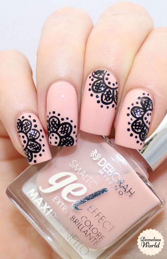 موضة المانيكير lace 2