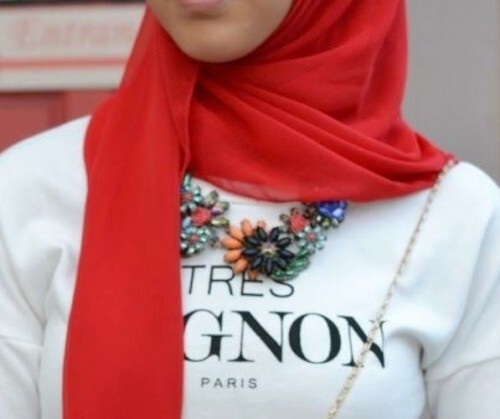 necklace مع الحجاب. 9