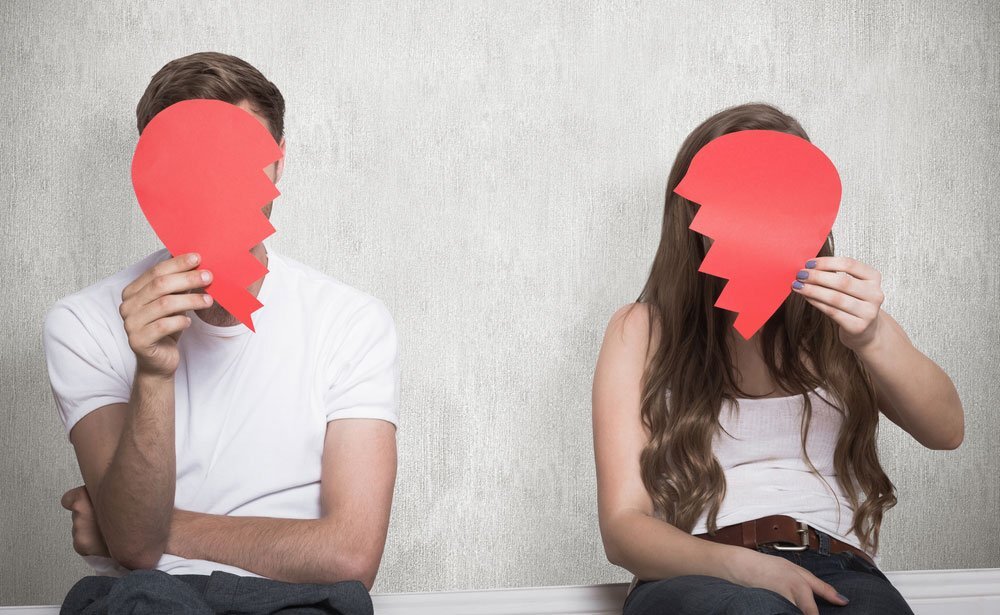 لو بيعمل معاكي الحاجات دي يبقى مش بيحبك كفاية !