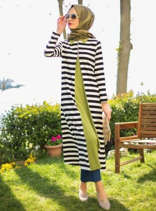 ازاي تلبسي ال shirt dress مع الحجاب 35