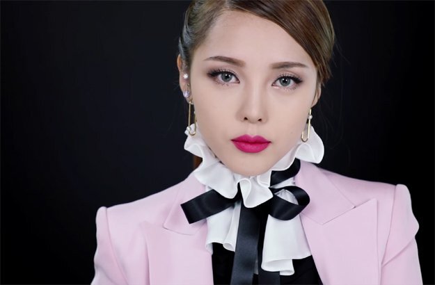 bright lips look