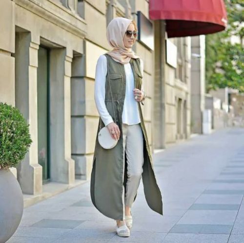 white jeans with hijab 8