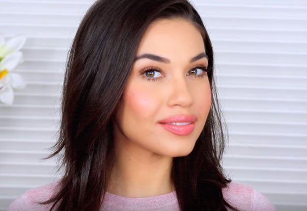 بالفيديو: ازاى تعملى Makeup لكل يوم من الـ Drugstore فى 10 دقايق