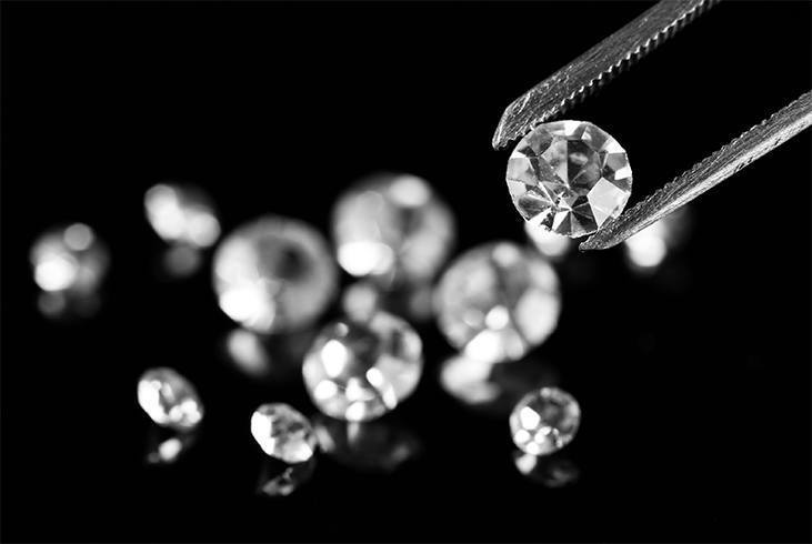 ليه اتسمى diamond