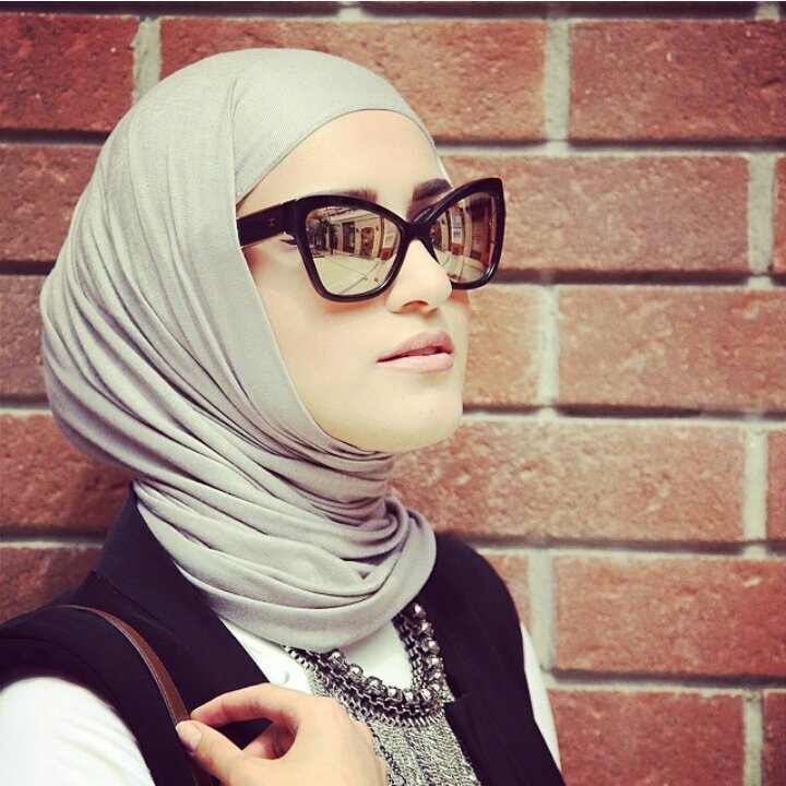 ازاي تلبسي نضارة الشمس مع الحجاب 22