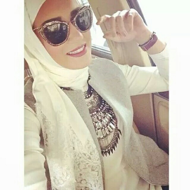 ازاي تلبسي نضارة الشمس مع الحجاب 30