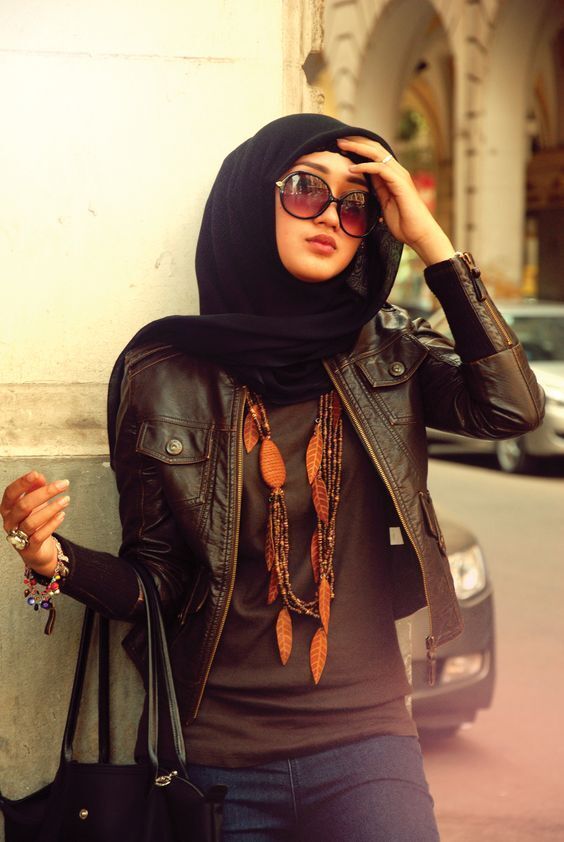 ازاي تلبسي نضارة الشمس مع الحجاب 34