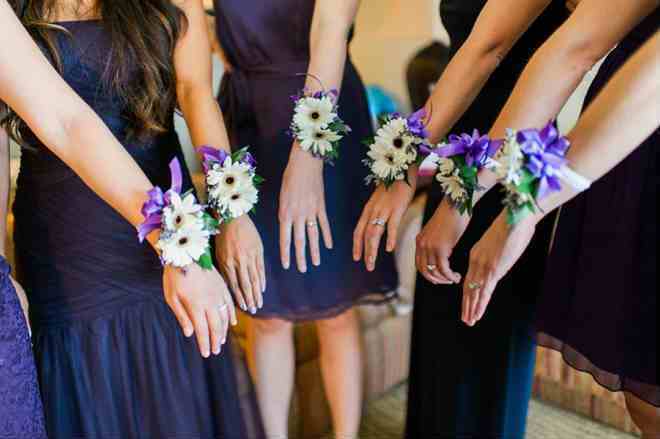 اعرفى بالصور ايه هى موضة الـ Bridesmaid Corsages وايه هى انواعه