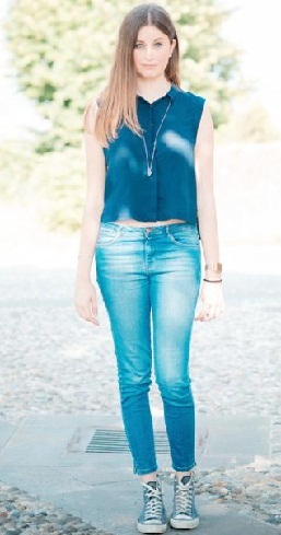 موديلات ال Tops الموضة 18