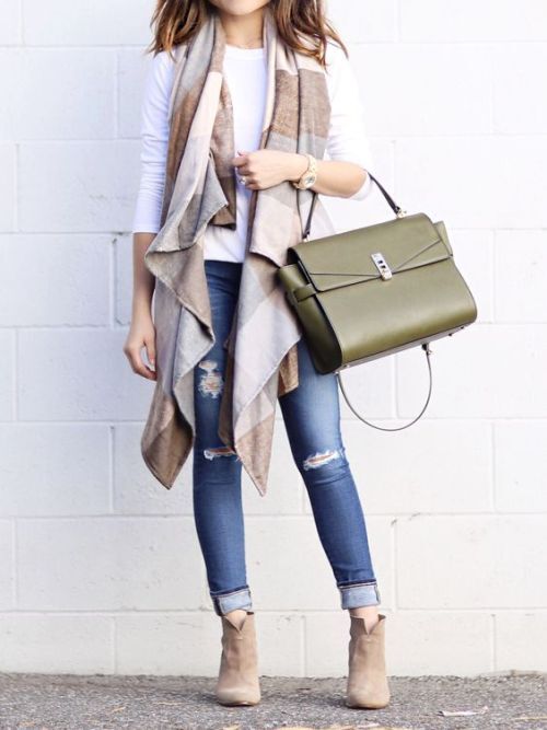 plaid scarf outfit