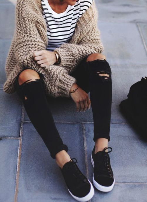 البلوفر الواسع ال oversized sweater