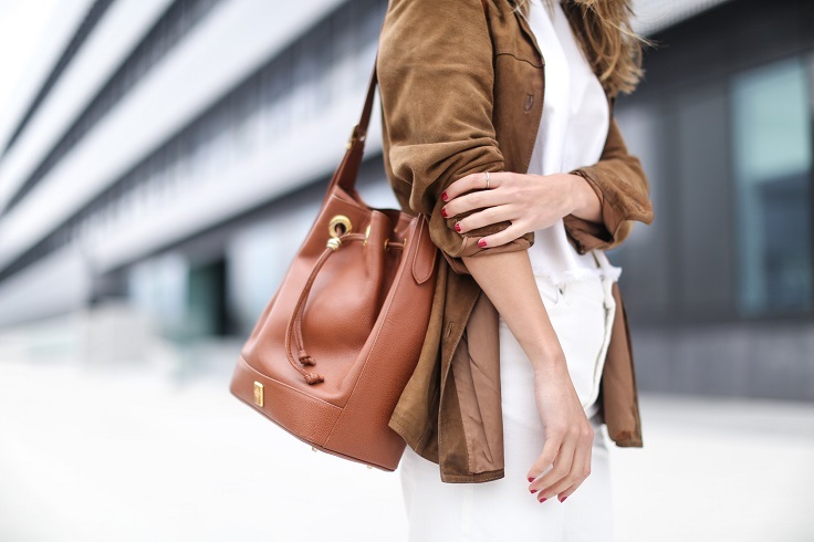 bucket bag