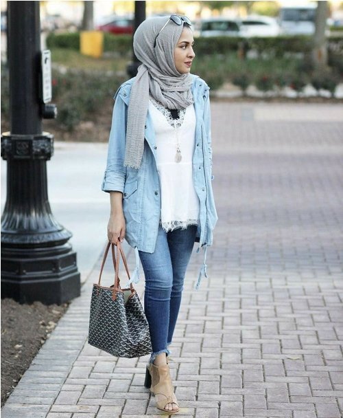 oversized denim jacket hijab
