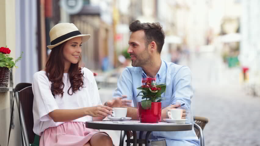 اسئلة تسأليها لحبيبك عشان تعرفيه اكتر 3