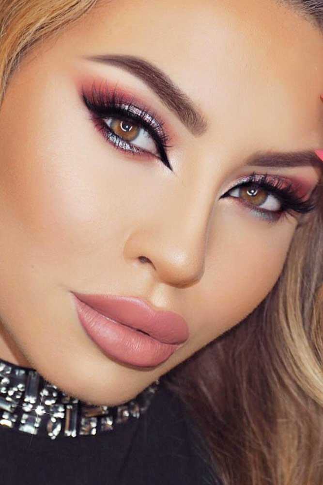 افكار لرسمة ال Cat Eyes 22