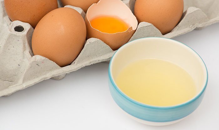 علاج الهالات والانتفاخات ببياض البيض 1