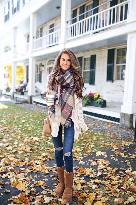 افكار ازاي تلبسي ال ugg boots 23