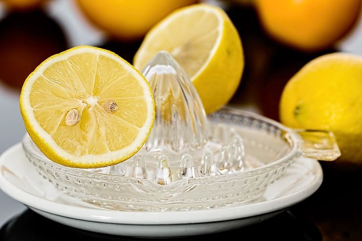 وصفات طبيعية لتفتيح الرقبة 8