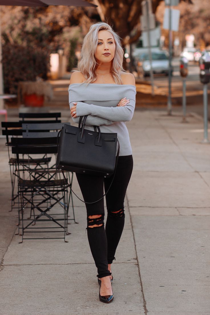 ستايلات لوك Off  Shoulder Sweater هتقعى فى حبهم !