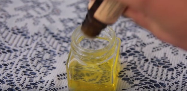 مزيل مكياج الجوجوبا و فيتامين E 4