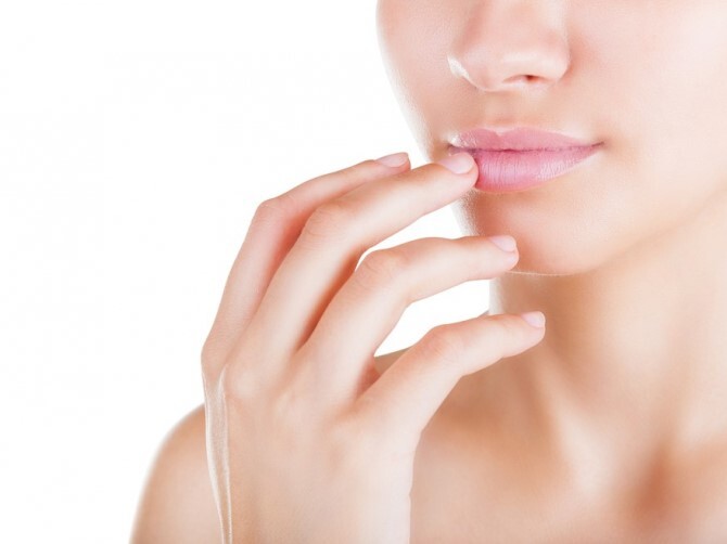 استخدمات زيت الخروع الجمالية 3