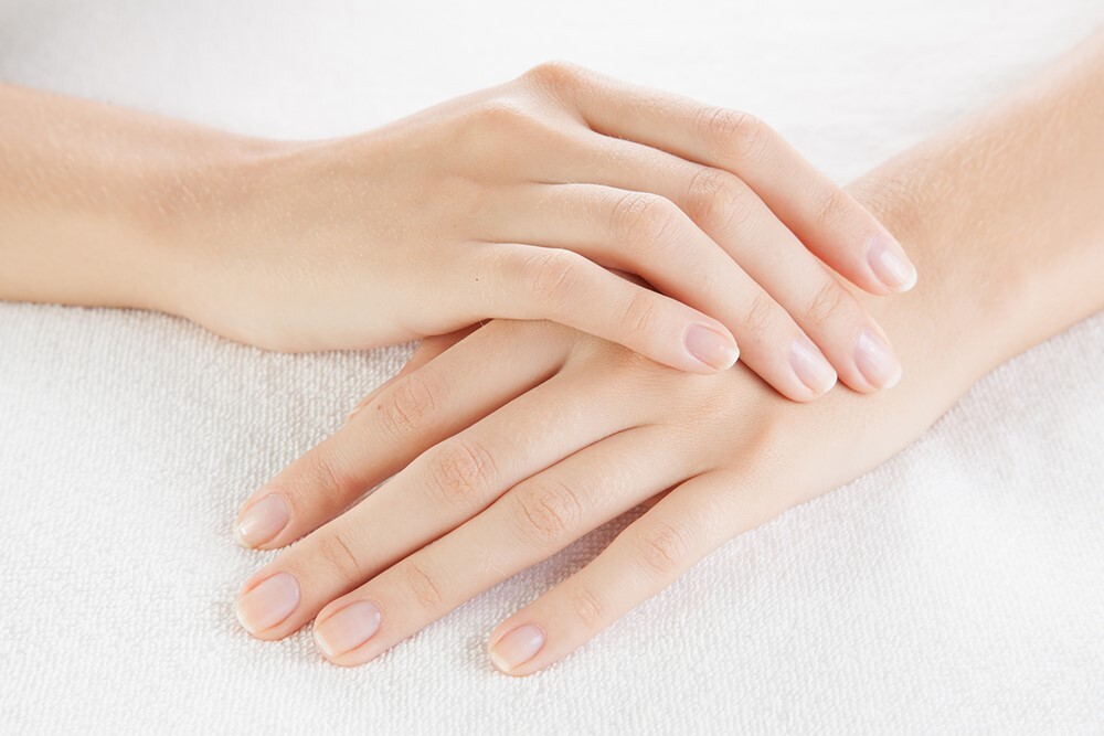 استخدمات زيت الخروع الجمالية 5