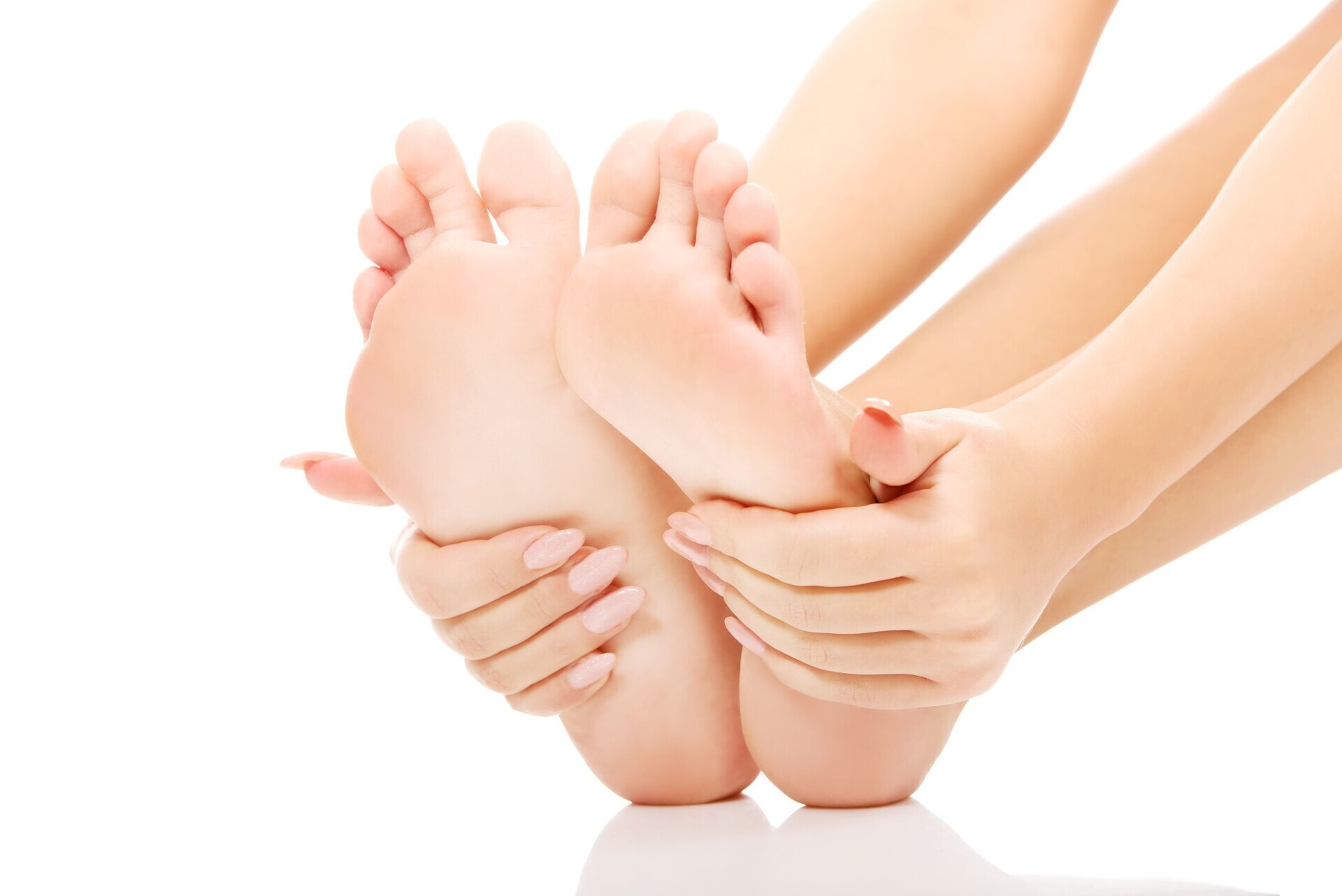 استخدمات زيت الخروع الجمالية 8