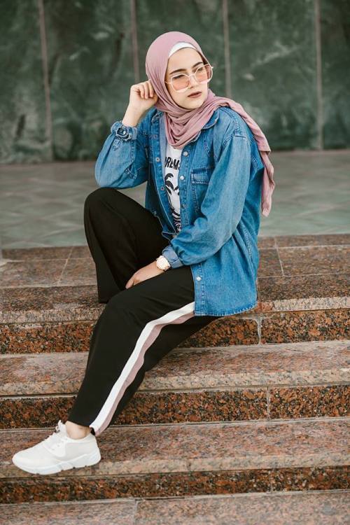 ستايلات كاجوال وسبورتي للمحجبات 6