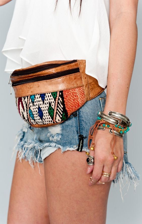 شنطة الوسط ال fanny pack 26