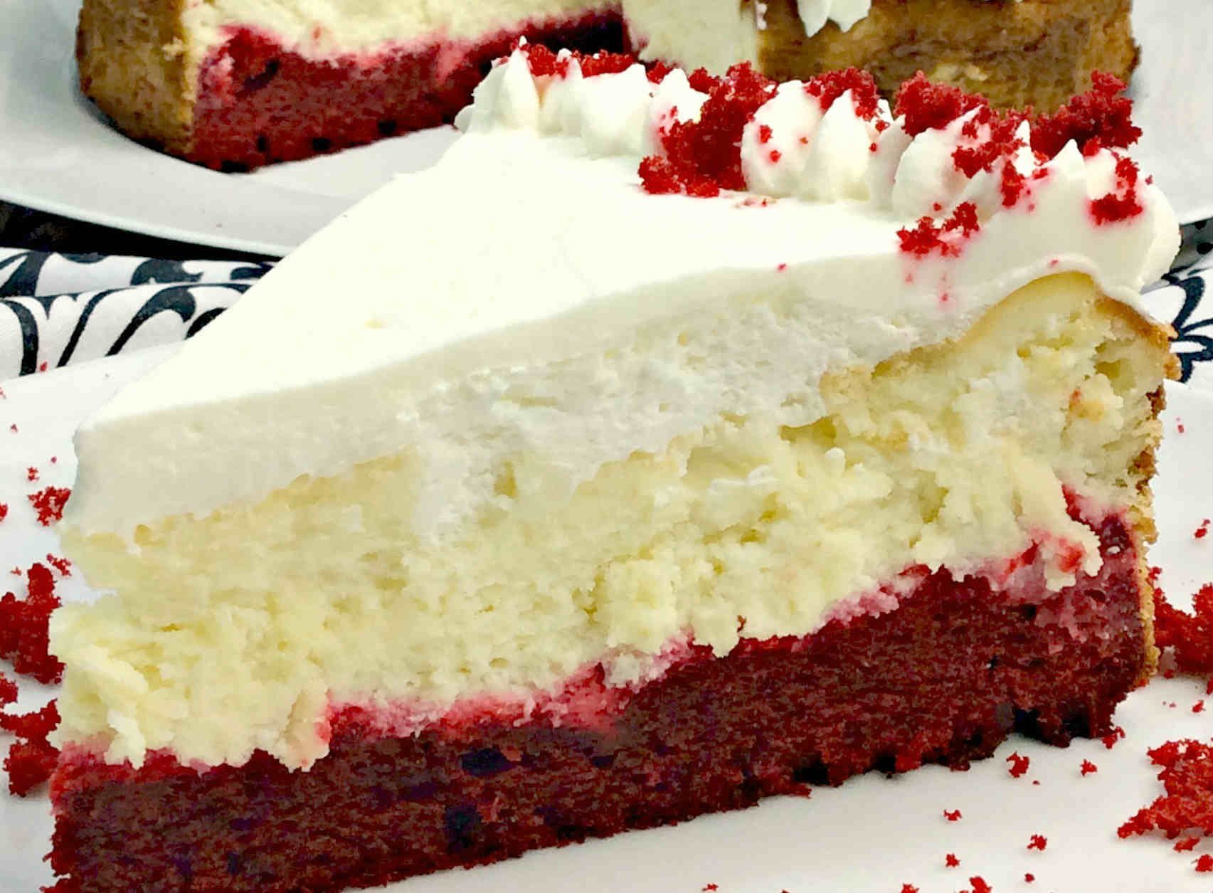 بالفيديو وصفة الريد فيلفيت تشيز كيك اللذيذة Red Velvet Cheesecake