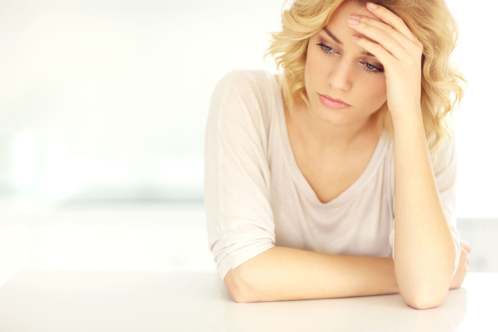 عادات بتسبب تقليل احترام الذات والاكتئاب