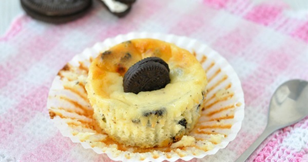 طريقة عمل Mini Oreo Cheesecakes اللذيذة والسهلة