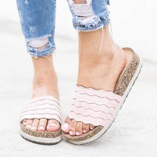 موضة ال slippers وال sliders لموسم الصيف 13