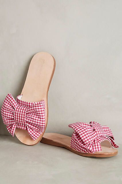 موضة ال slippers وال sliders لموسم الصيف 35