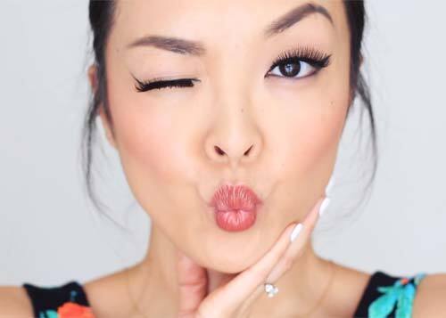 طريقة رسم الايلاينر السائل للمبتدئين 7