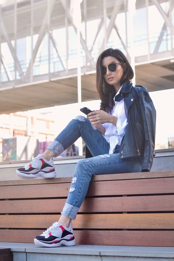 ازاي تلبسي ال chunky sneakers 15