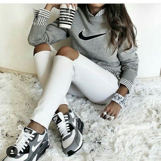 ازاي تلبسي ال chunky sneakers 21