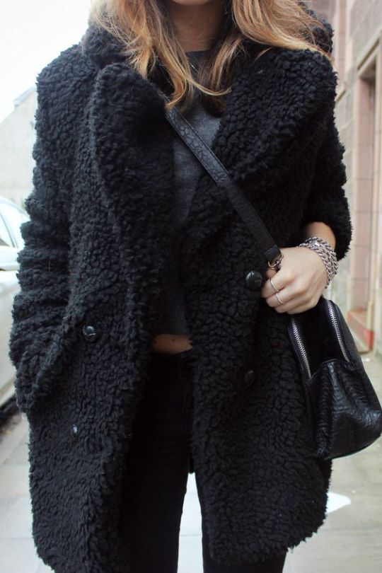 افكار ستايلات لتنسيق ال teddy bear coat 11