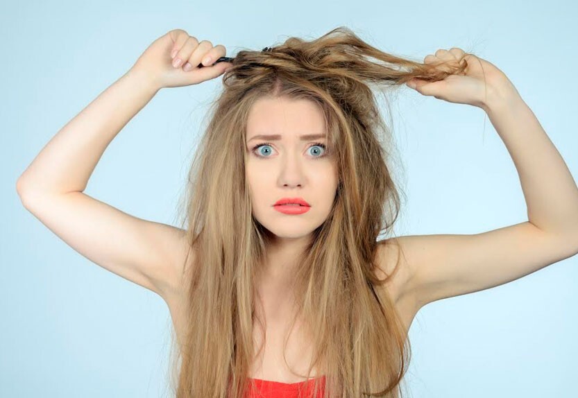أسوأ 10 غلطات ممكن تعمليها مع شعرك! وازاي تتجنبيها