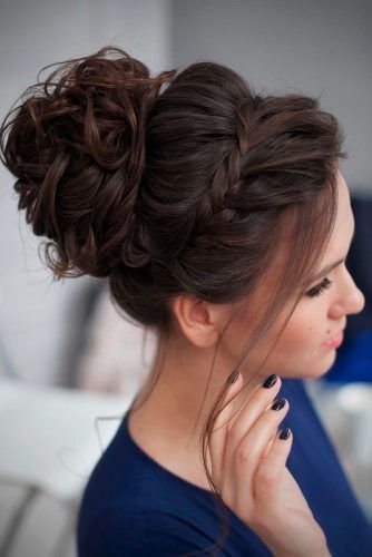 upside down braid bun 4