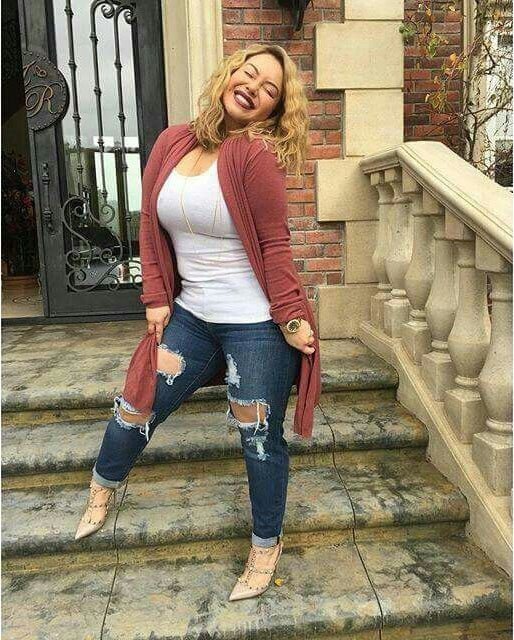 افكار لوك plus size للصيف 40
