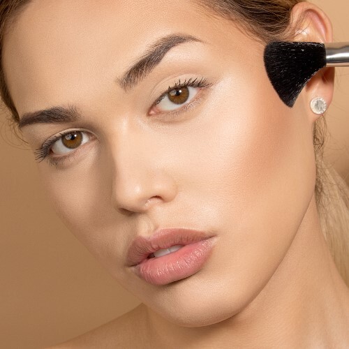 نصايح لمكياجك على البحر 3