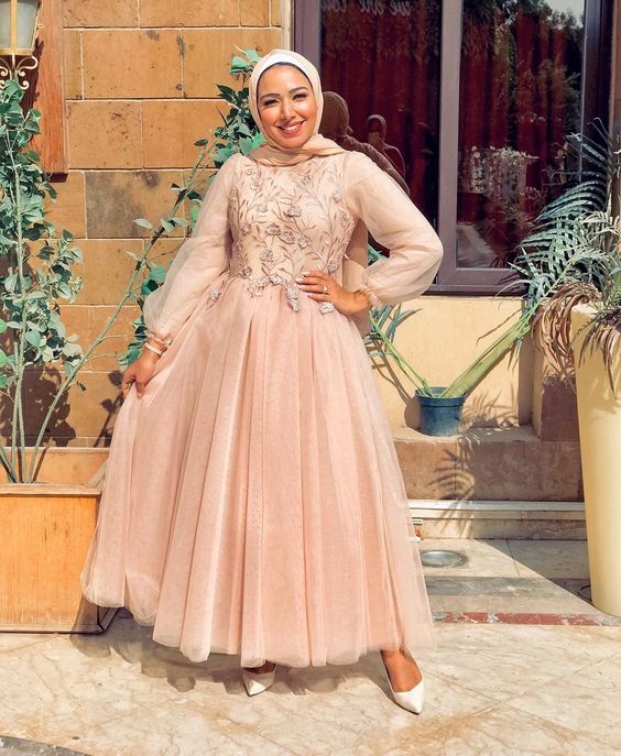فساتين الخطوبة للمحجبات 22