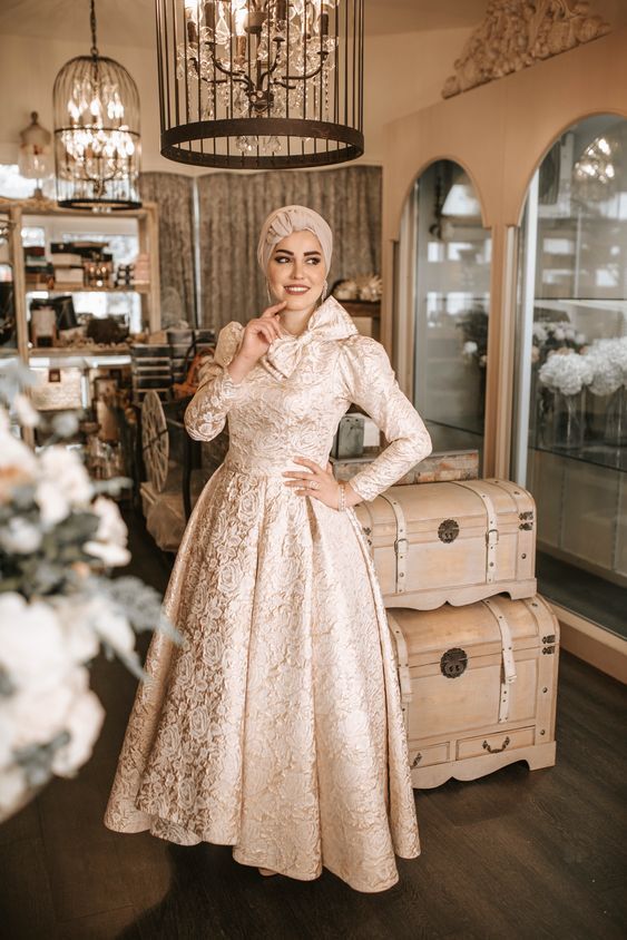فساتين الخطوبة للمحجبات 38