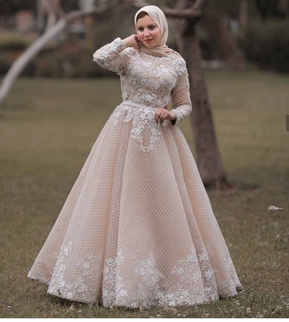 فساتين الخطوبة للمحجبات 39