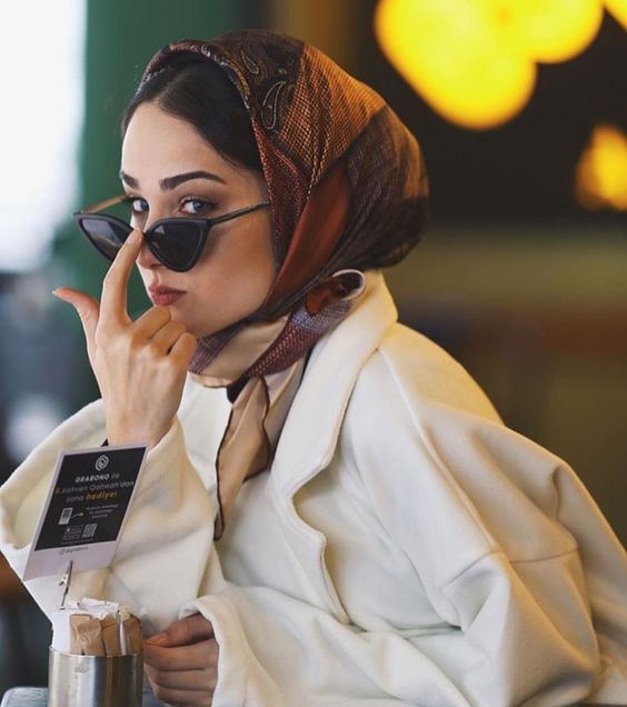 افكار ستايلات للحجاب المطبوع 3