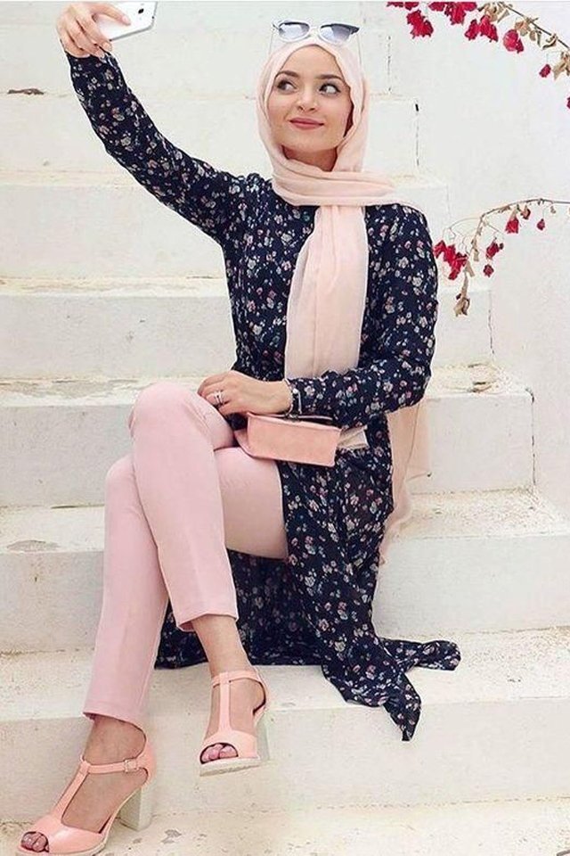 تنسيق لون الحجاب مع لبسك 17