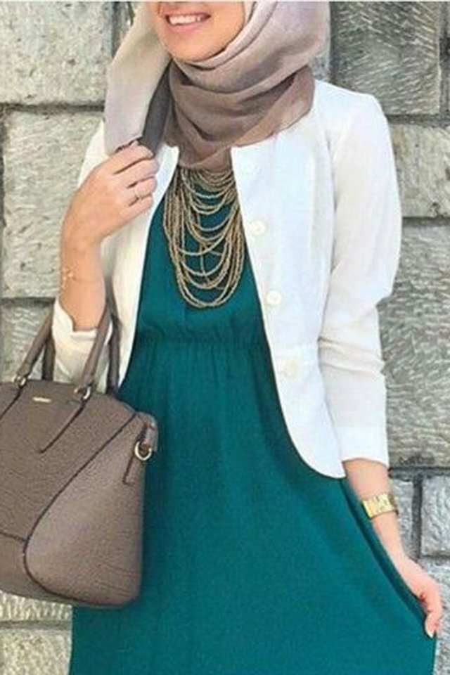 تنسيق لون الحجاب مع لبسك 18